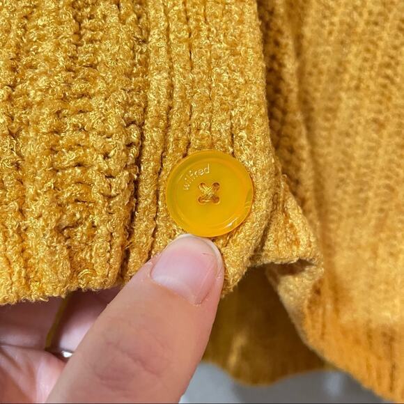 Wilfred Aritzia Orange Chunky Knit Boxy Fit Cardigan Sweater Button Down XXS - Picture 7 of 9